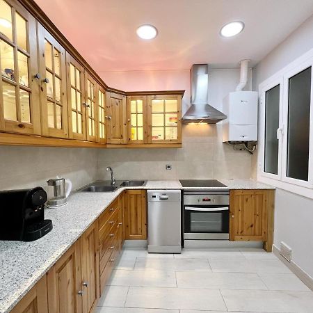 Sagrada Familia Gaudi Apartment Барселона Екстериор снимка