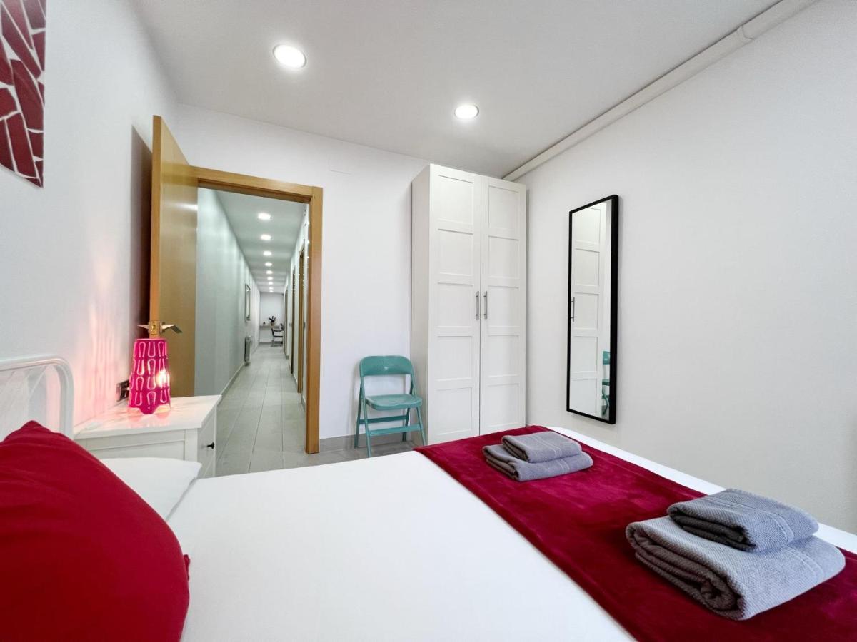 Sagrada Familia Gaudi Apartment Барселона Екстериор снимка